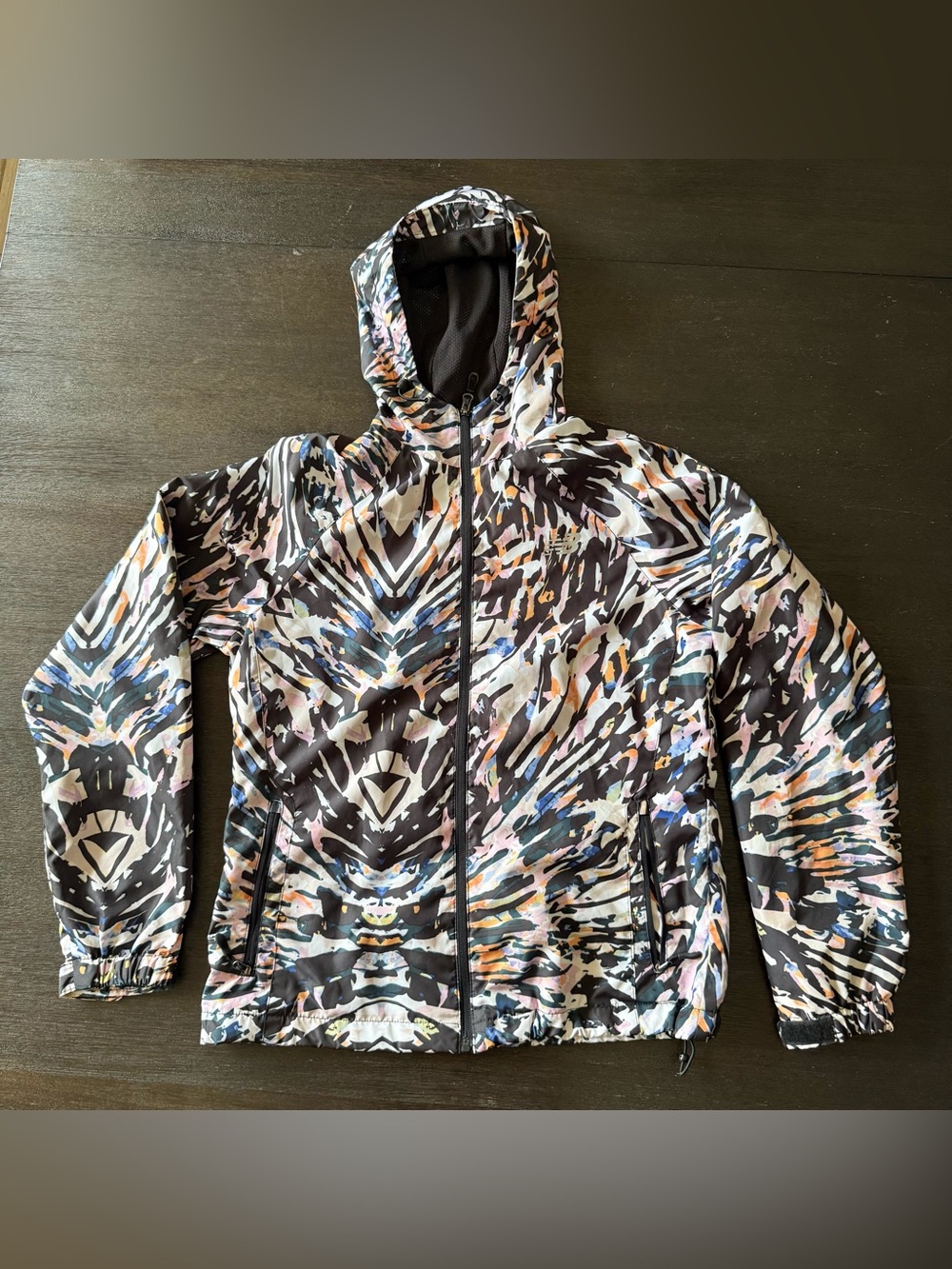New Balance Womens Medium Hooded Windbreaker Jacket Abstract Print Running Zip